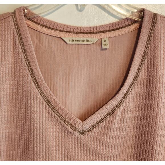 Soft Surroundings Tunic Top, V-neck with pockets and stitching detail Sz M - Picture 3 of 11
